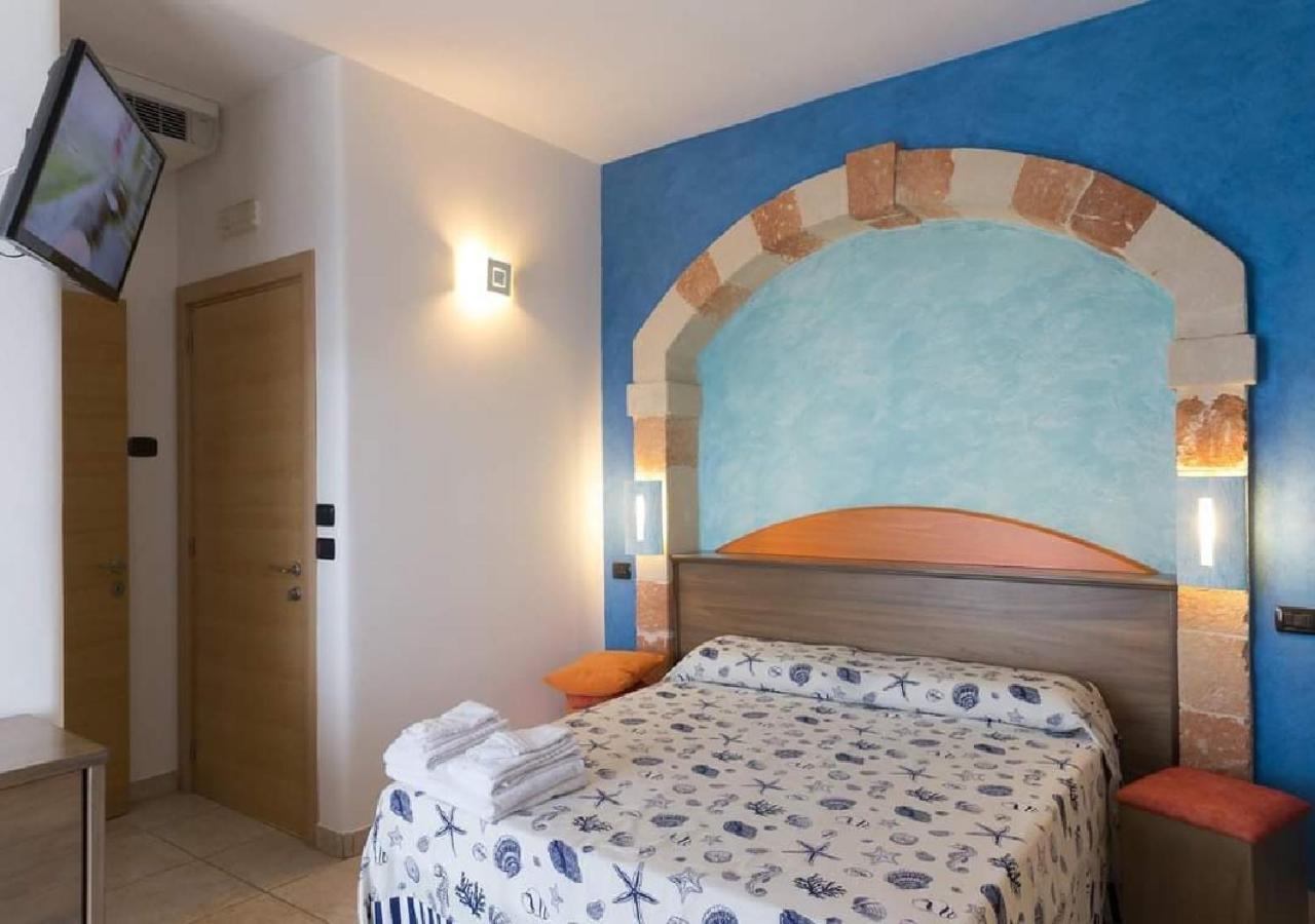 Villa Arneide Bed And Breakfast Torre Lapillo Exterior photo