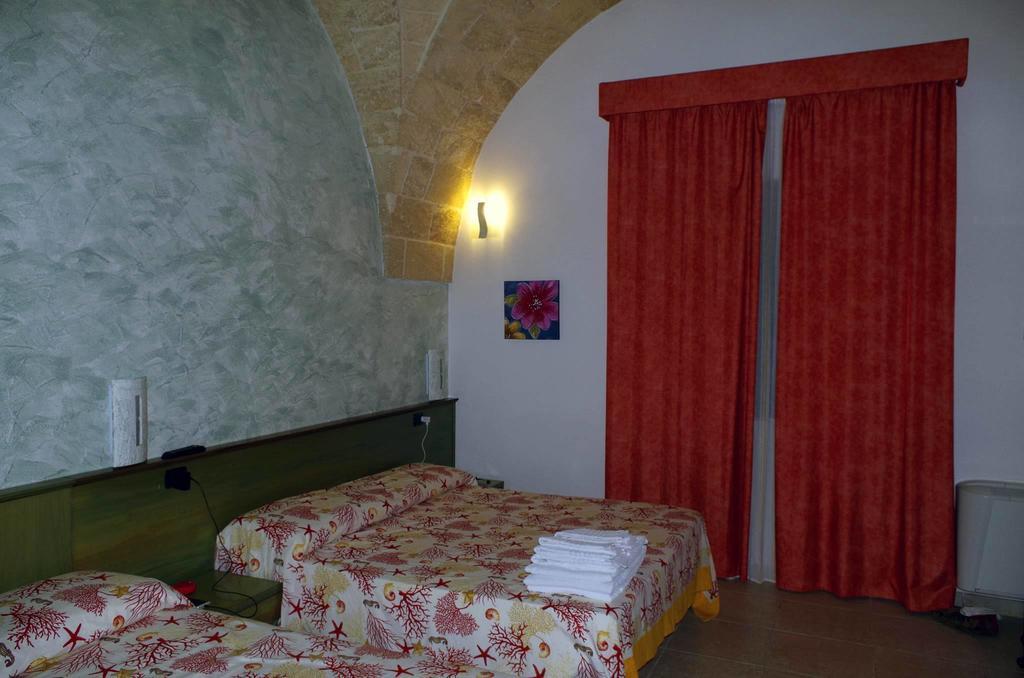Villa Arneide Bed And Breakfast Torre Lapillo Exterior photo