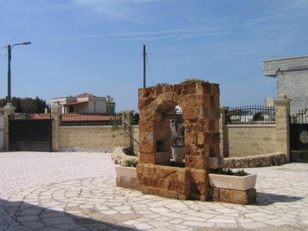 Villa Arneide Bed And Breakfast Torre Lapillo Exterior photo