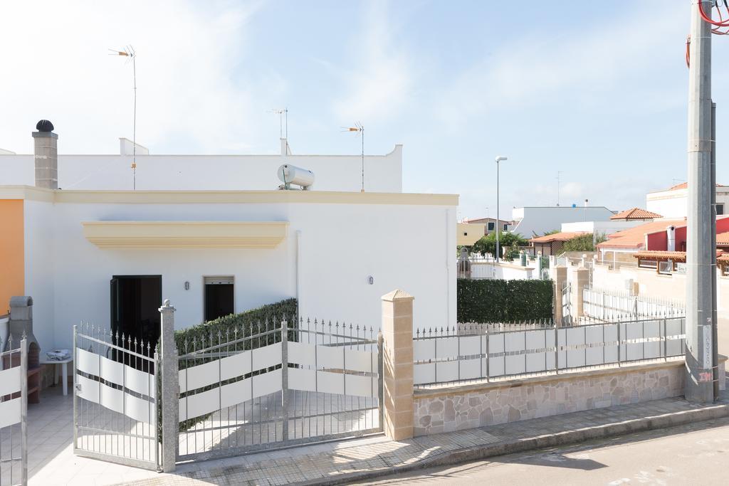 Villa Arneide Bed And Breakfast Torre Lapillo Exterior photo